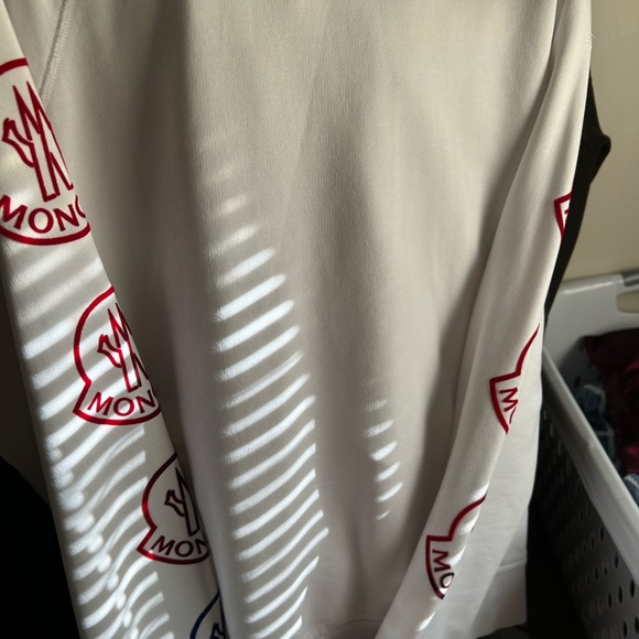 Xxl moncler White Long Sleeve jacket